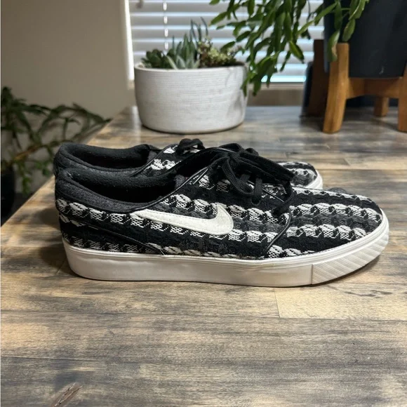 Nike SB KNIT - Picture 2 of 6